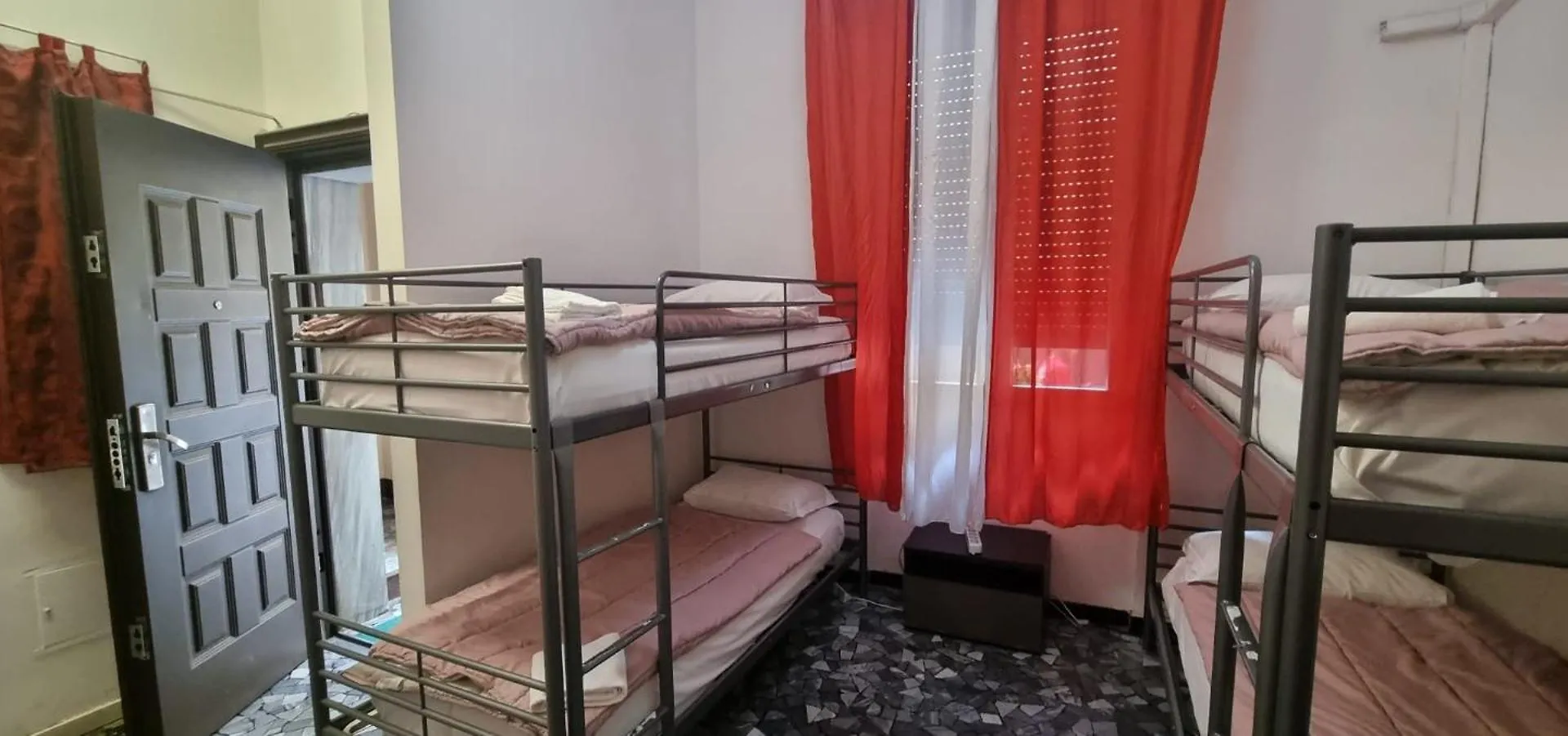 Central Hostel Milano 0*, Milan