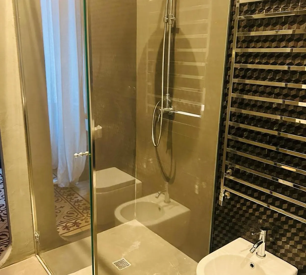 Central Hostel Milano  Milan